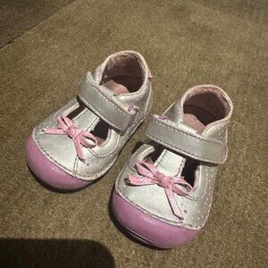 Stride rite shoes size 4 T